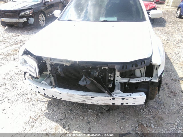 2C3CCAAG9EH336064 Chrysler 300