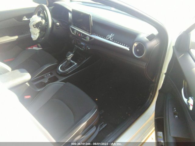 3KPF54AD0PE540955 KIA Forte Gt-line