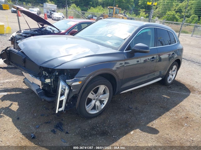 WA1BNAFY8K2064205 Audi Q5 Premium Plus