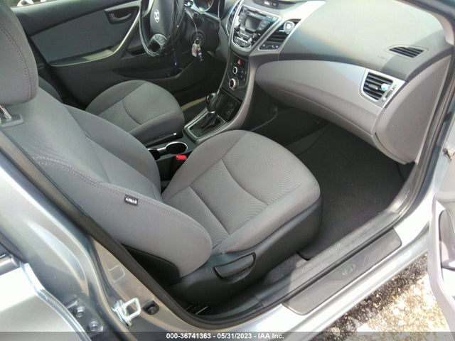 2015 HYUNDAI ELANTRA SE VIN: 5NPDH4AE4FH593188