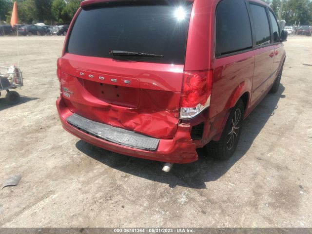 2C4RDGBG2FR668203 Dodge Grand Caravan Se