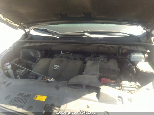 Toyota Highlander Le 2019 5TDBZRFH1KS920865 Image 10