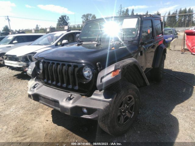 1C4GJXAN2JW192910 Jeep Wrangler Sport