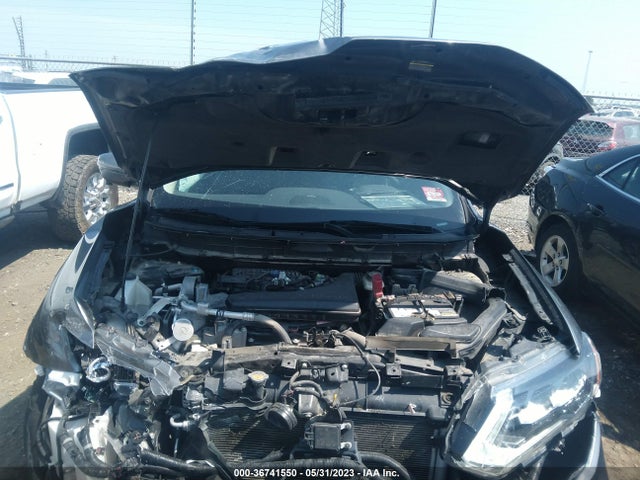 2017 NISSAN ROGUE SL VIN: 5N1AT2MT1HC880269