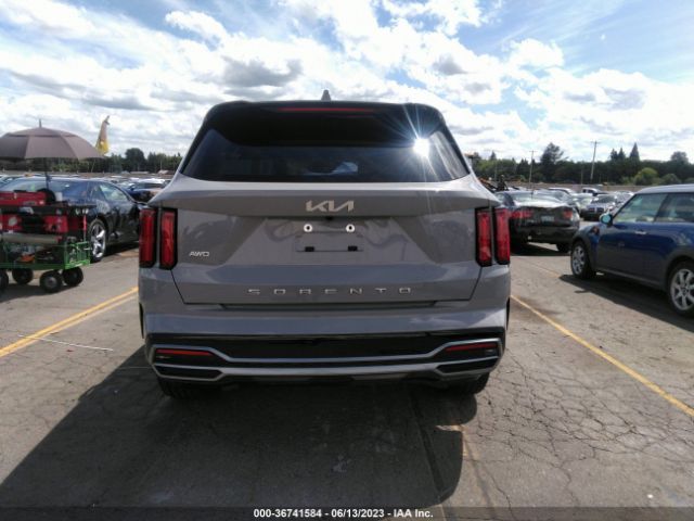 5XYRKDLF4NG144628 KIA SORENTO SX