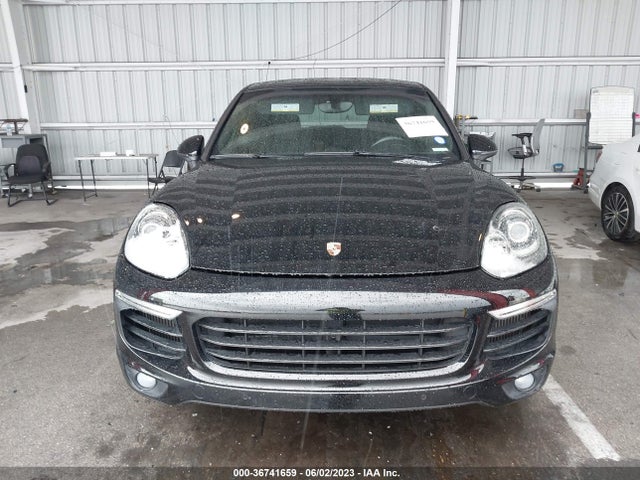 2015 Porsche Cayenne, VIN: WP1AF2A29FLA34197