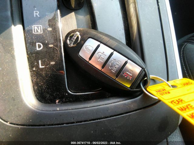 3N1AB7AP1HY340958 Nissan SENTRA SV