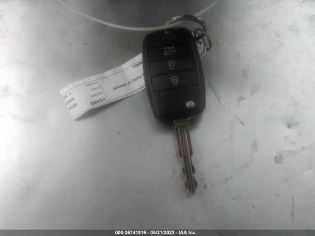 KNAFX4A60G5538868 KIA FORTE LX
