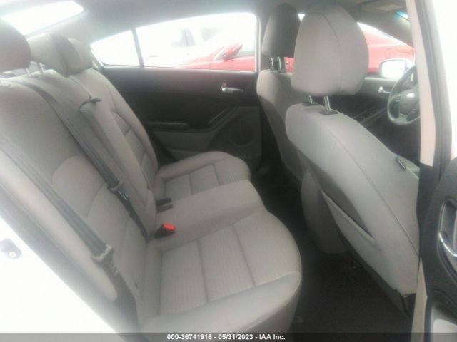 KNAFX4A60G5538868 KIA FORTE LX