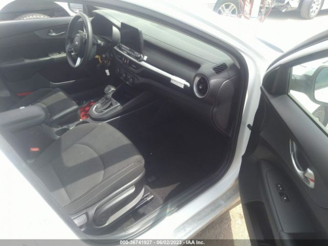 3KPF24AD8ME309676 KIA Forte Lxs