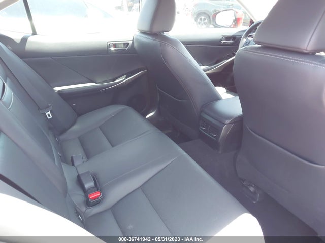 JTHBA1D22G5019278 Lexus IS 200T