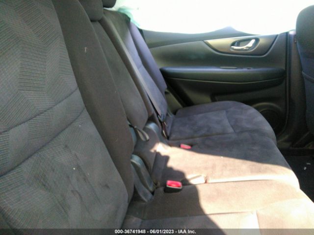 KNMAT2MTXFP517091 Nissan ROGUE SV