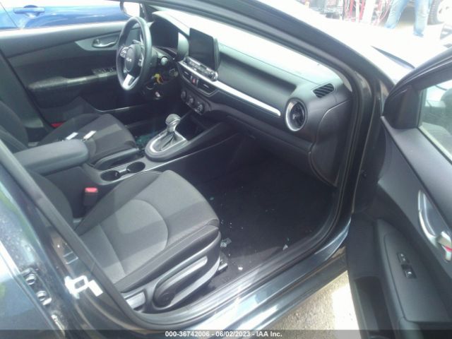 3KPF24AD2NE427711 KIA Forte Lxs