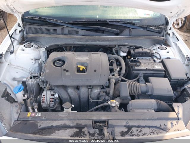 3KPF24AD9ME311890 KIA Forte Lxs