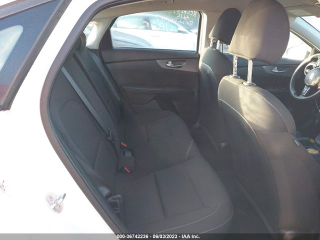 3KPF24AD9ME311890 KIA Forte Lxs