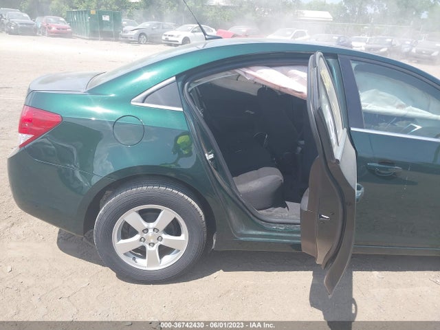 Chevrolet Cruze 1lt 2014 1G1PC5SB1E7466982 Image 9