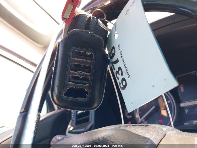 JTJHY7AX1G4219680 Lexus LX 570