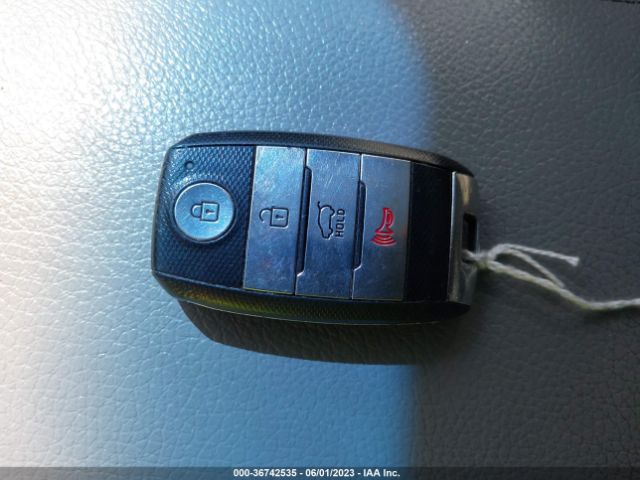 5XYKWDA78FG607955 KIA SORENTO SX