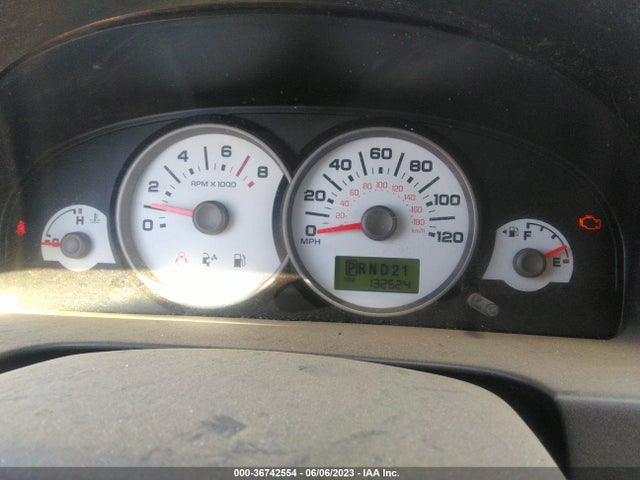 2005 FORD ESCAPE XLT VIN: 1FMYU93155KC27918