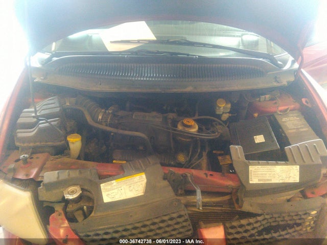 2002 DODGE CARAVAN SPORT VIN: 2B4GP44R12R583520