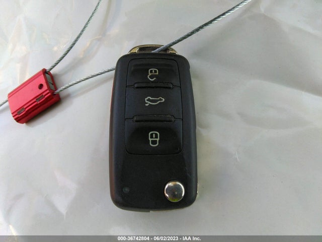 3VWD17AJ8EM377451 Volkswagen Jetta Sedan Se