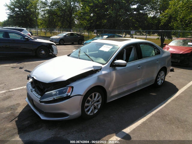 3VWD17AJ8EM377451 Volkswagen Jetta Sedan Se