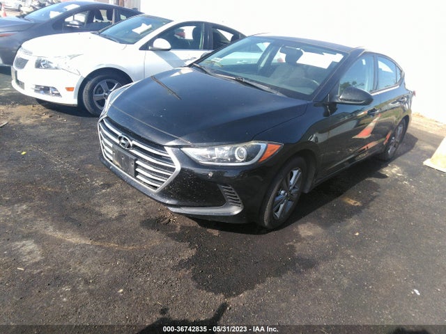 Hyundai ELANTRA SE 2017 5NPD84LF8HH180957 Image 2