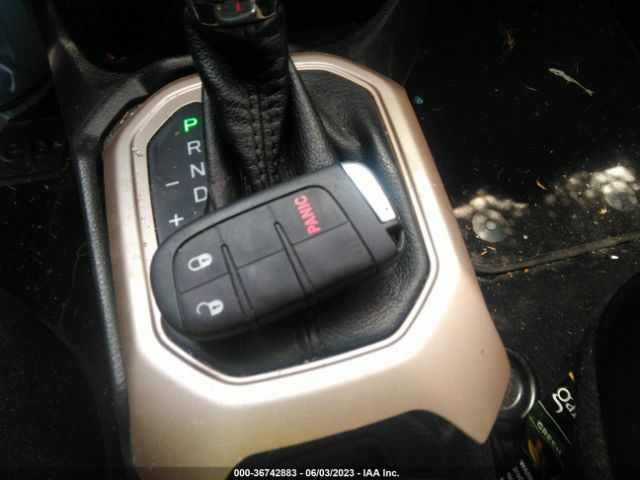 ZACCJABB0HPE59016 Jeep Renegade Latitude