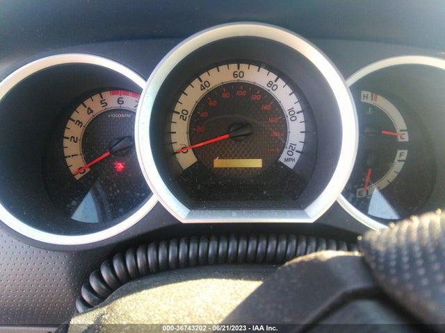 Toyota TACOMA 2015 5TFLU4EN5FX113696 Image 6