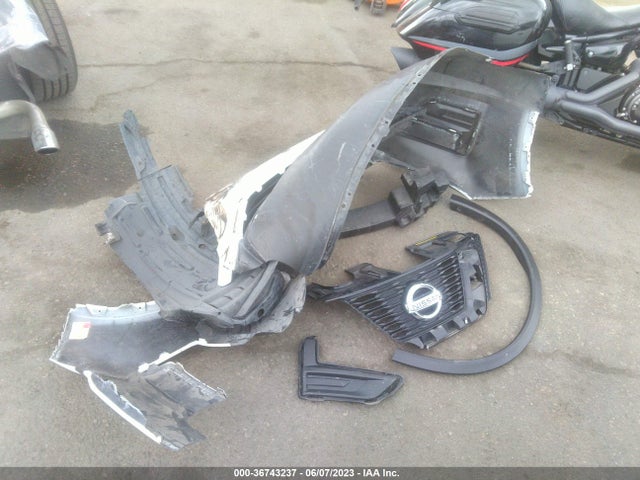 Nissan ROGUE S 2017 JN8AT2MTXHW138265 Image 12