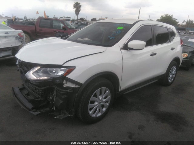 Nissan ROGUE S 2017 JN8AT2MTXHW138265 Image 2