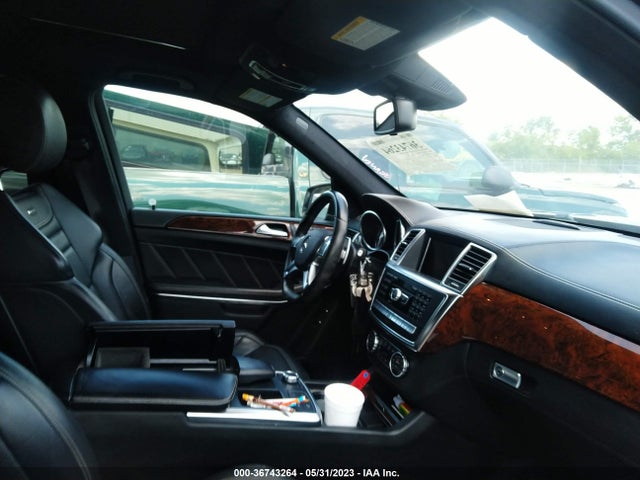 2016 MERCEDES-BENZ GL AMG GL 63 VIN: 4JGDF7EEXGA655411