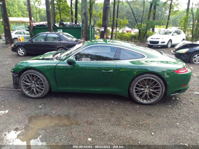 2017 Porsche 911, VIN: WP0AA2A91HS107729