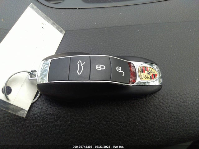 2017 Porsche 911, VIN: WP0AA2A91HS107729