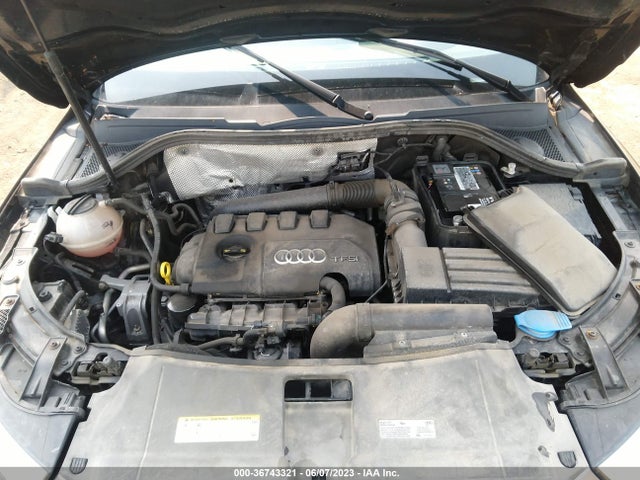 WA1BCCFS4JR005915 Audi Q3 Premium/sport Premium
