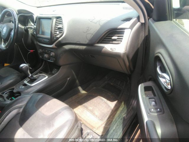 1C4PJLLB5JD590068 Jeep Cherokee Latitude Plus