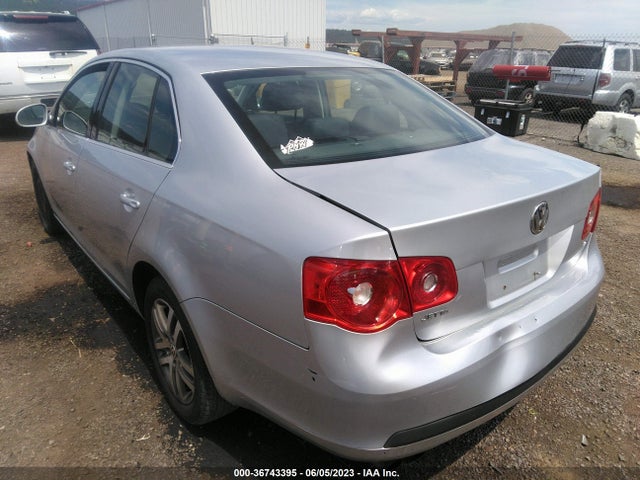 Продаж на аукціоні авто 2005 Volkswagen Jetta Sedan A5 2.5l, vin: 3VWRG71K15M643793, номер лоту: 36743395