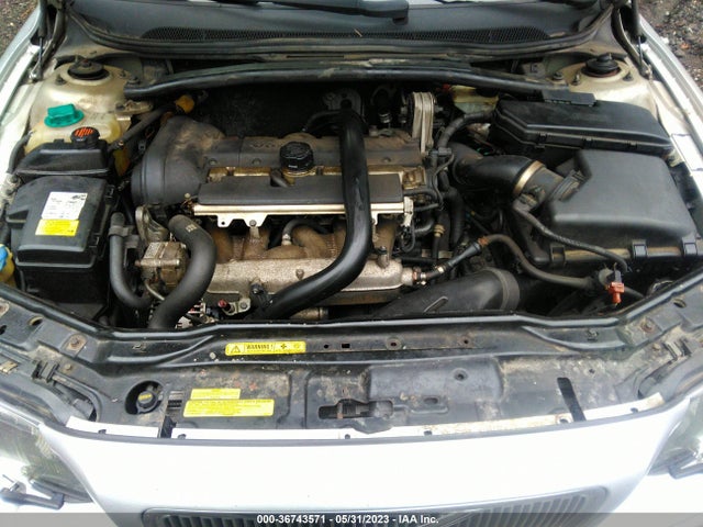 2004 VOLVO V70 VIN: YV1SW59VX42436474