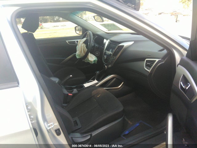 Hyundai VELOSTER 2016 KMHTC6AD4GU286796 Image 6