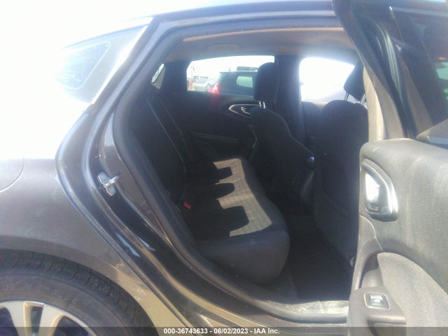 Chrysler 200 Limited 2015 1C3CCCAB2FN631208 Image 9