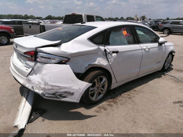 3FA6P0LU8JR197429 Ford Fusion Hybrid Se