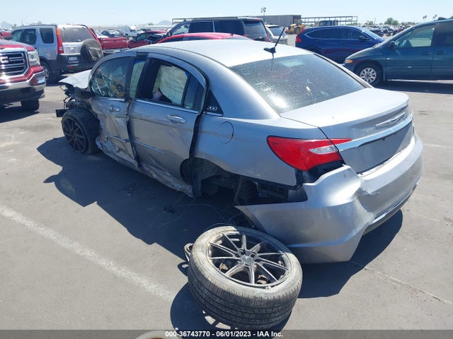 1C3CCBBB4EN204782 Chrysler 200 Touring