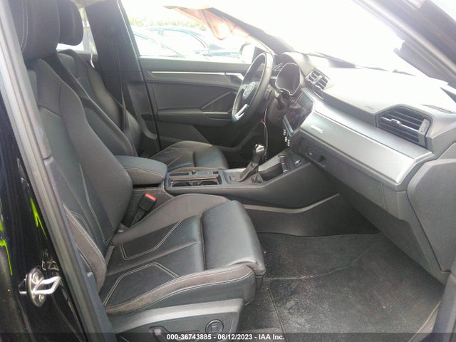 WA1DECF39M1090572 Audi Q3 S Line Premium
