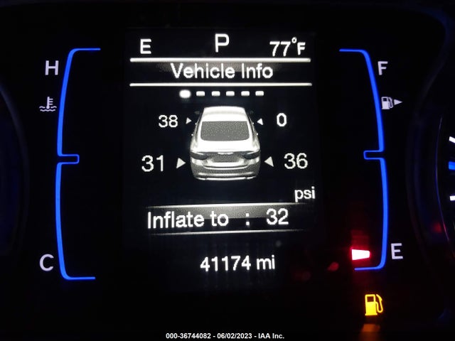 1C3CCCAB2GN122639 Chrysler 200 Limited