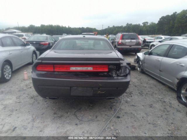 2C3CDYAG5EH205154 Dodge Challenger Sxt Plus