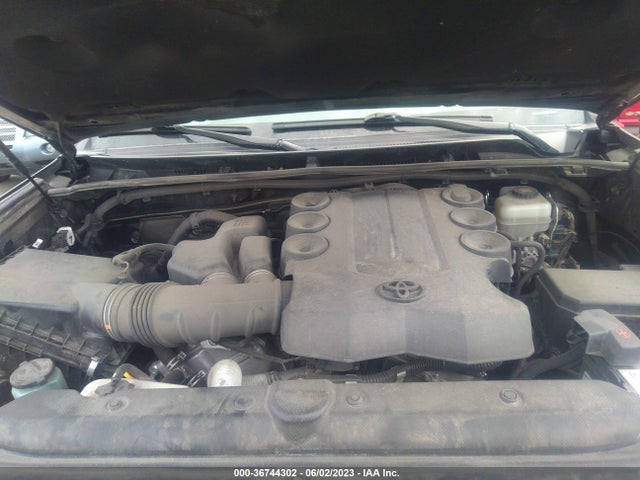 Toyota 4RUNNER SR5 2018 JTEBU5JR3J5510026 Image 11
