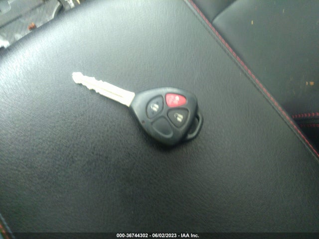 Toyota 4RUNNER SR5 2018 JTEBU5JR3J5510026 Image 3