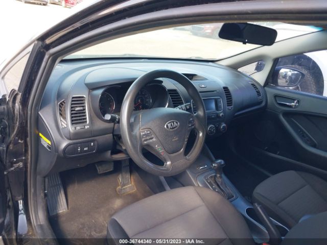 KNAFX4A67G5532601 KIA FORTE LX