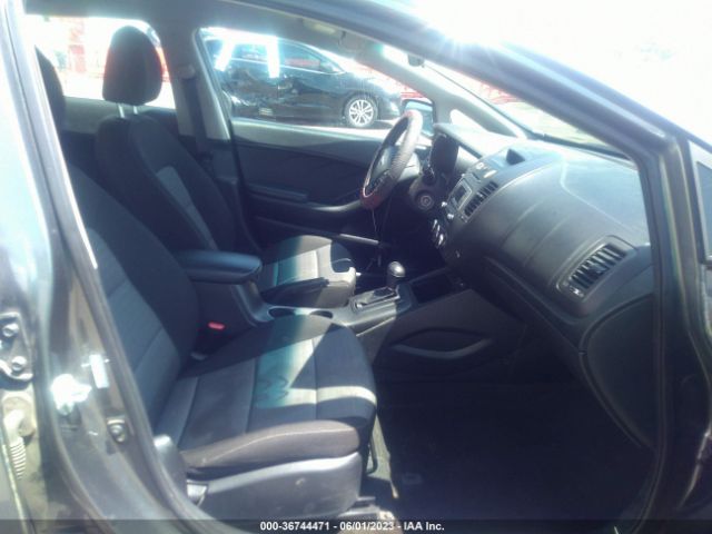 KNAFK5A85G5655836 KIA FORTE LX