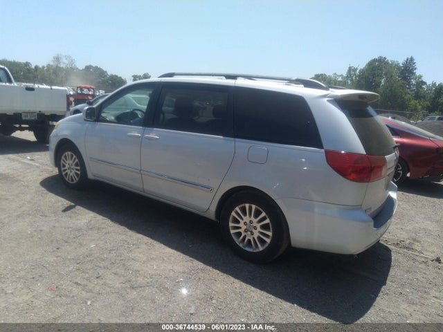 2008 TOYOTA SIENNA XLE VIN: 5TDZK22C58S215354